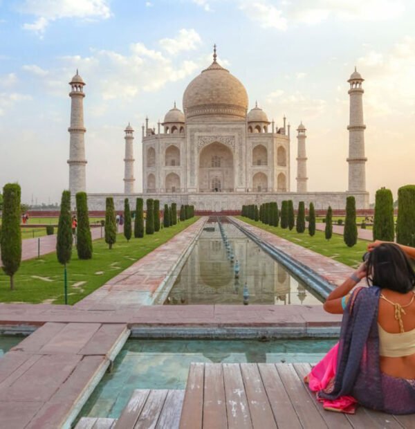 Same Day Taj Mahal Tour from Delhi