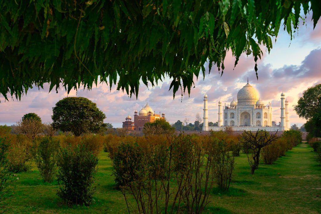 Same Day Taj Mahal Tour by Gatimaan Express Train